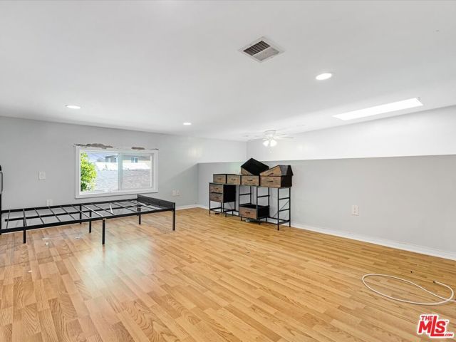 5021 W 129th Street, Hawthorne, CA 90250