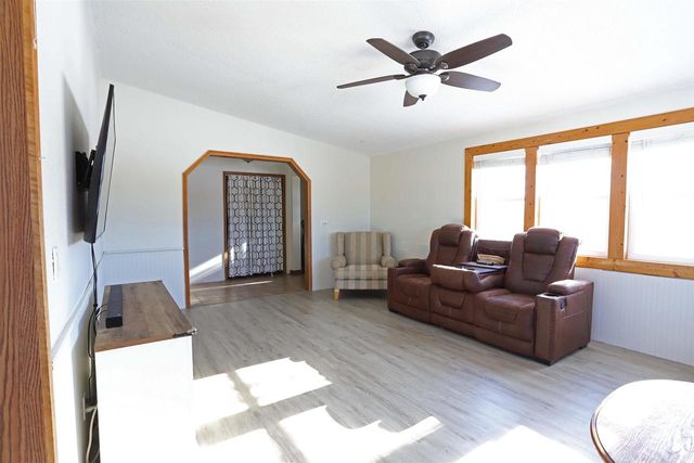 N3211 County Road G, Mauston, WI 53948