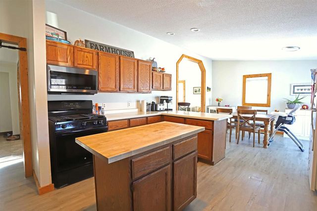 N3211 County Road G, Mauston, WI 53948