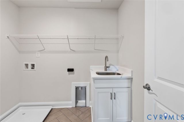 3908 Lyons Mill Ln, Glen Allen, VA 23059