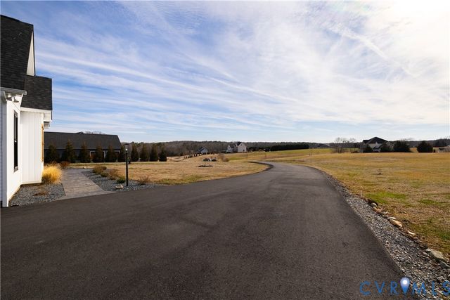 15091 Carriage House Ct, Amelia Courthouse, VA 23002