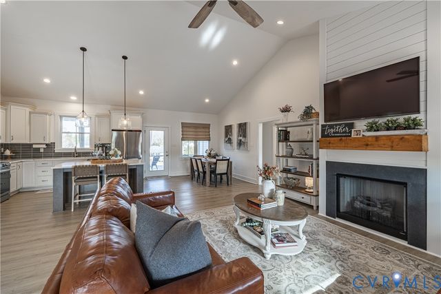 15091 Carriage House Ct, Amelia Courthouse, VA 23002