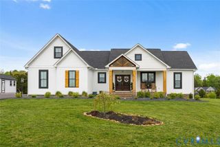 15091 Carriage House Ct, Amelia Courthouse, VA 23002