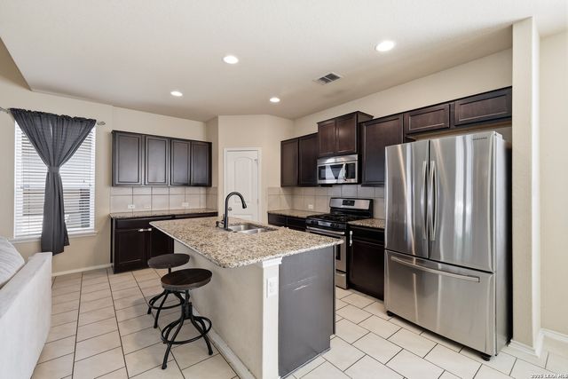 678 Sage Thrasher, San Antonio, TX 78253