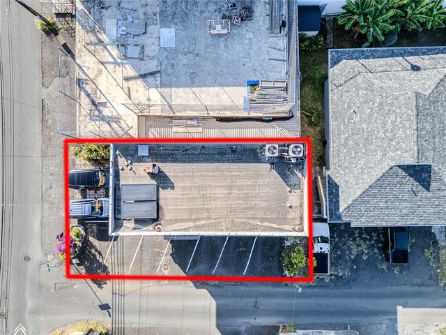 2203 Young Street, Honolulu, HI 96826