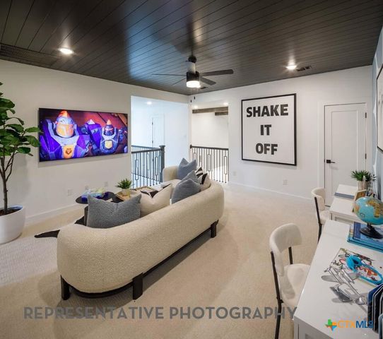233 Rightfield Drive, Liberty Hill, TX 78642
