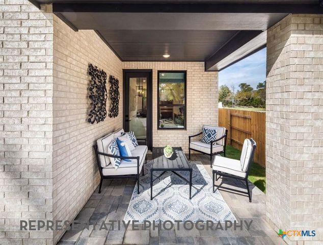 233 Rightfield Drive, Liberty Hill, TX 78642