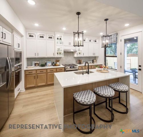 233 Rightfield Drive, Liberty Hill, TX 78642