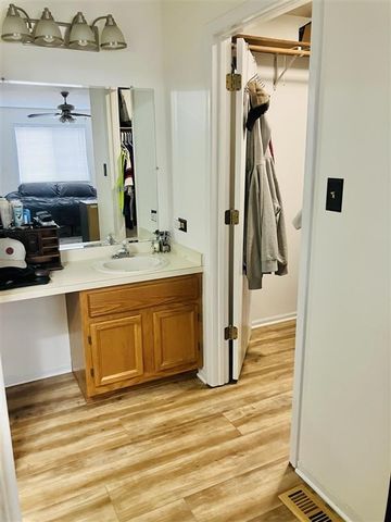 3524 Willowview Court, Aurora, IL 60504