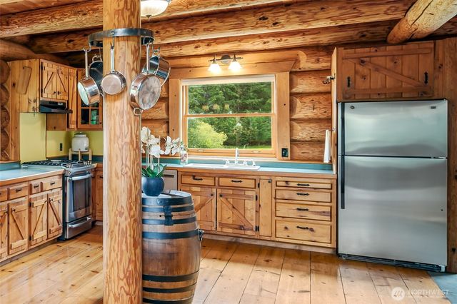 3124 Mosquito Lake Road, Deming, WA 98244