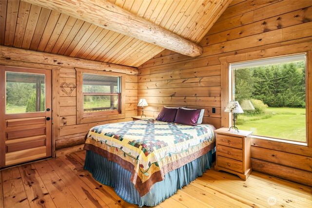 3124 Mosquito Lake Road, Deming, WA 98244