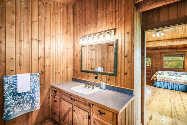 3124 Mosquito Lake Road, Deming, WA 98244
