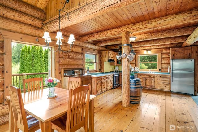3124 Mosquito Lake Road, Deming, WA 98244