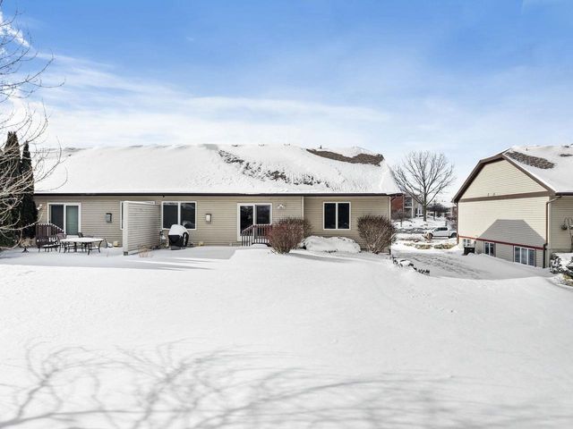 9106 Waterside Street, Middleton, WI 53562