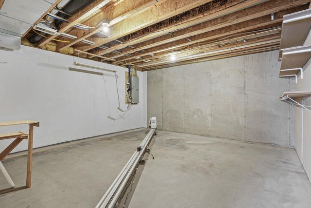 9106 Waterside Street, Middleton, WI 53562