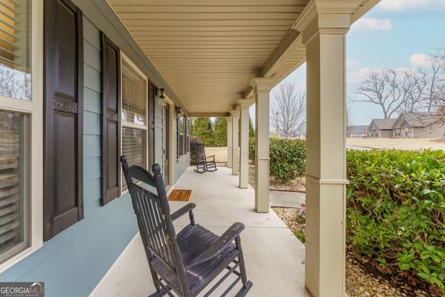 702 Cambridge Farms Drive, Hoschton, GA 30548