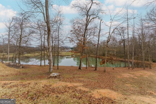 702 Cambridge Farms Drive, Hoschton, GA 30548