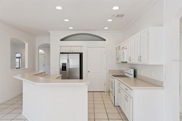 5067 JETSAIL DRIVE, Orlando, FL 32812