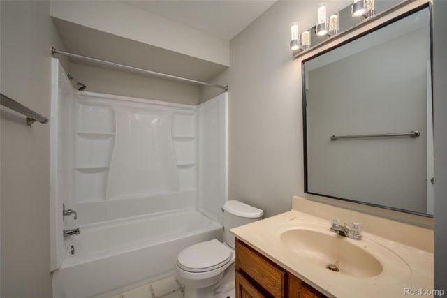 1243 Howard Street, Genesee Charter Township, MI 48458