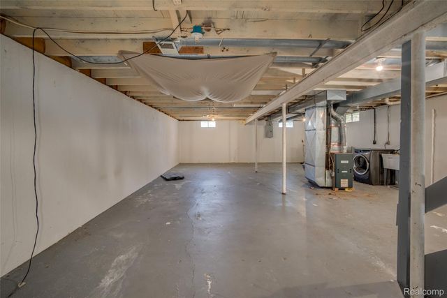 1243 Howard Street, Genesee Charter Township, MI 48458