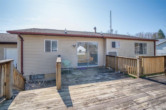 1243 Howard Street, Genesee Charter Township, MI 48458