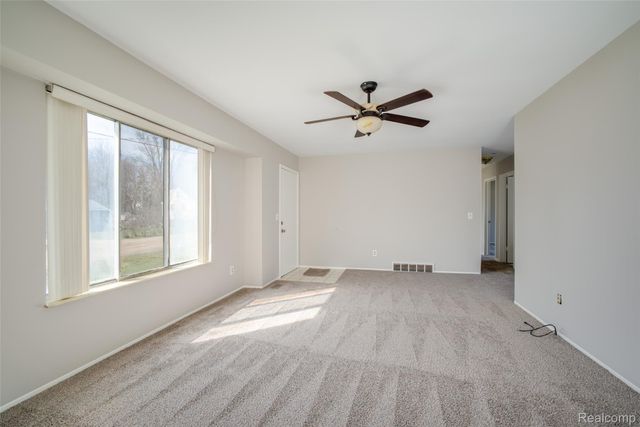 1243 Howard Street, Genesee Charter Township, MI 48458