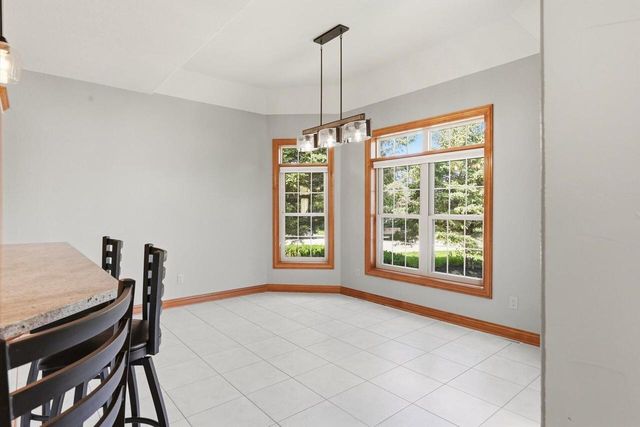363 Sunshine DRIVE, Hartland, WI 53029