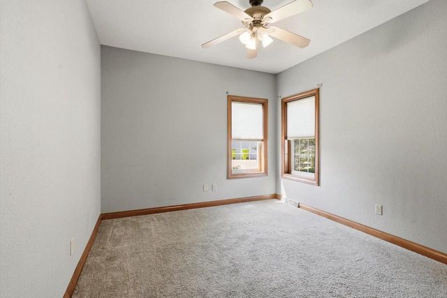 363 Sunshine DRIVE, Hartland, WI 53029