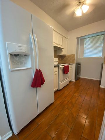 2022 Minnie Drive, Arlington, TX 76012