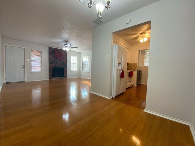 2022 Minnie Drive, Arlington, TX 76012