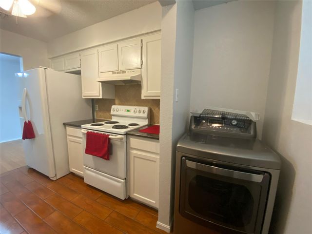 2022 Minnie Drive, Arlington, TX 76012