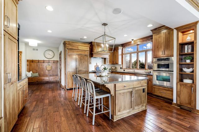 7844 Bent Tree Circle, Prior Lake, MN 55372