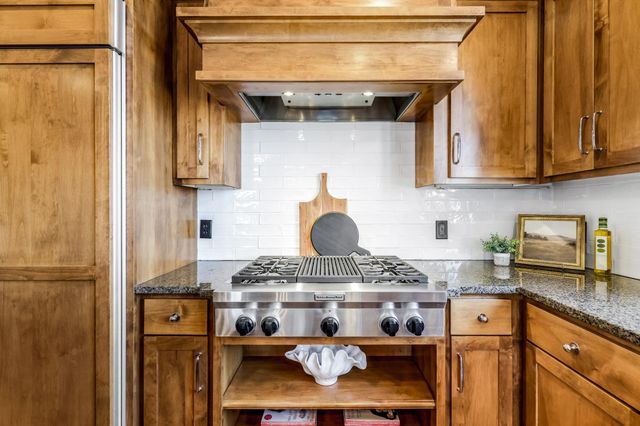 7844 Bent Tree Circle, Prior Lake, MN 55372