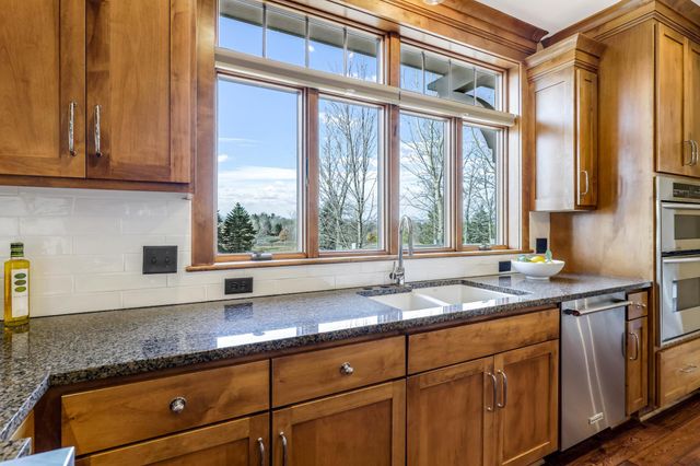 7844 Bent Tree Circle, Prior Lake, MN 55372