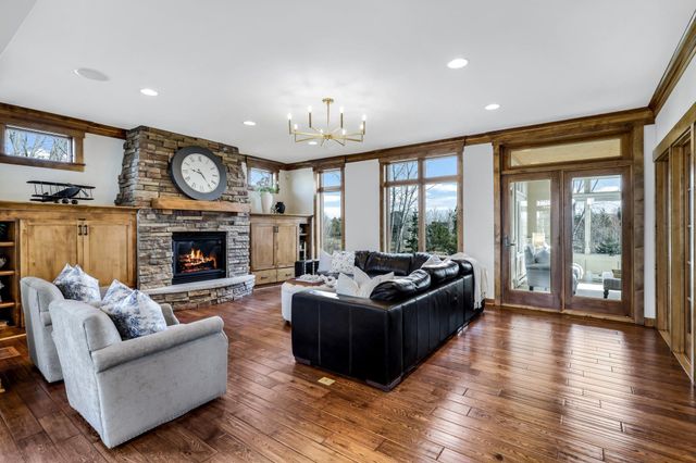 7844 Bent Tree Circle, Prior Lake, MN 55372