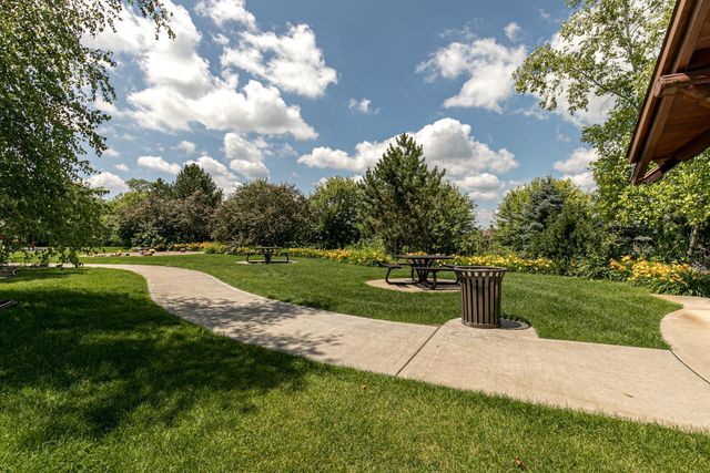 7844 Bent Tree Circle, Prior Lake, MN 55372