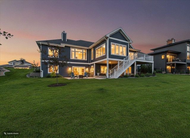 2012 Paris Lane, Cottage Grove, WI 53527