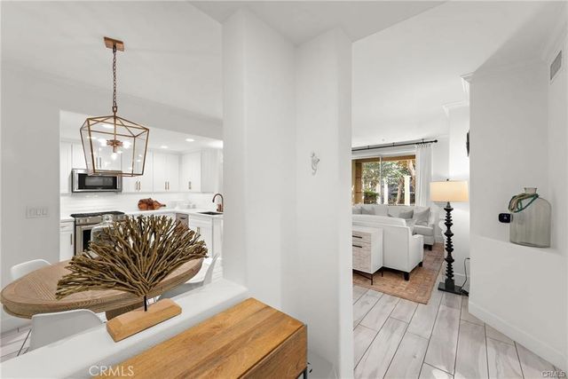 2123 Watermarke Place, Irvine, CA 92612