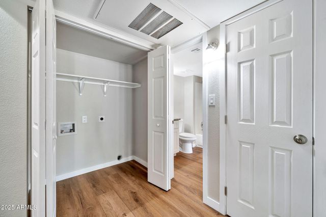 4730 W NORTHERN Avenue 2102, Glendale, AZ 85301