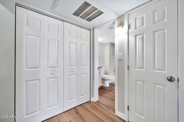 4730 W NORTHERN Avenue 2102, Glendale, AZ 85301