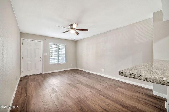 4730 W NORTHERN Avenue 2102, Glendale, AZ 85301