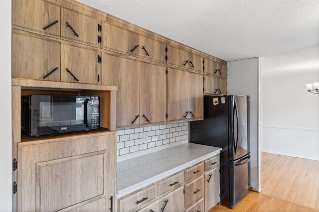 5271 Buchanan Street NE, Fridley, MN 55421