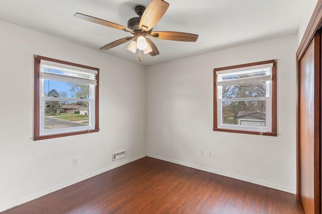 5271 Buchanan Street NE, Fridley, MN 55421