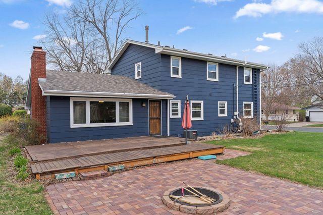 5271 Buchanan Street NE, Fridley, MN 55421