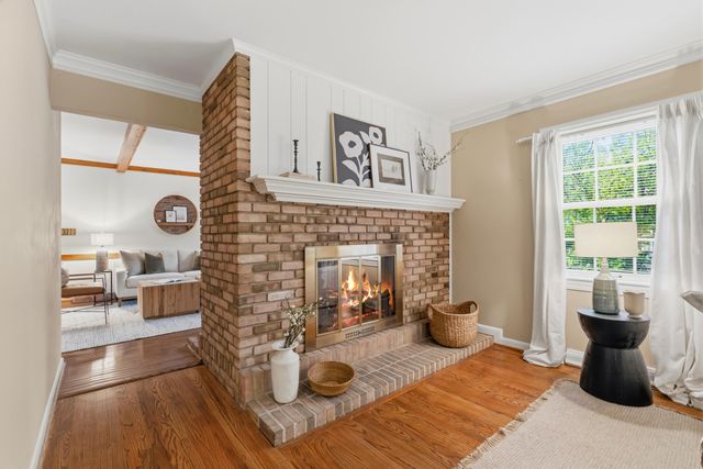 2425 Dorset Road, Upper Arlington, OH 43221
