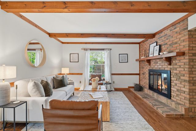 2425 Dorset Road, Upper Arlington, OH 43221