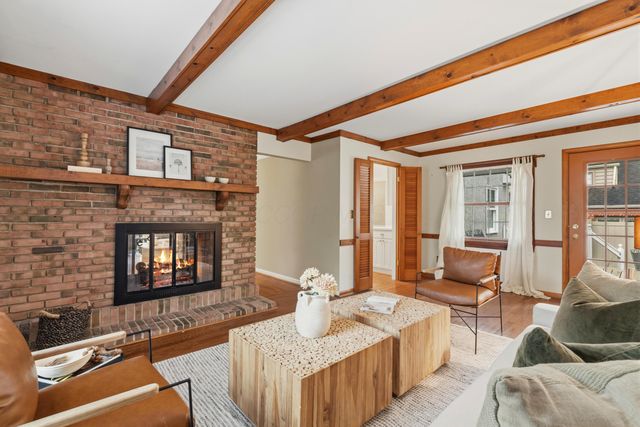 2425 Dorset Road, Upper Arlington, OH 43221