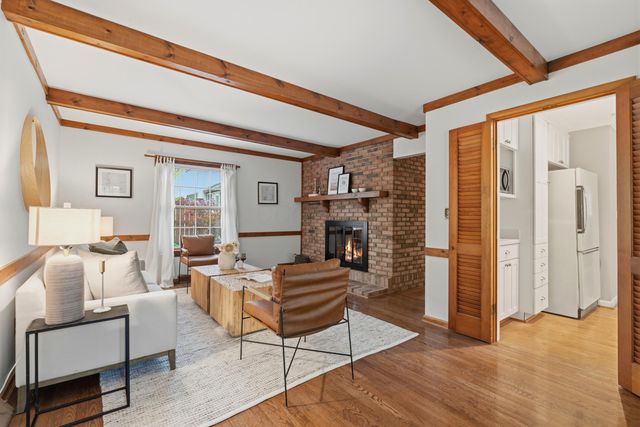 2425 Dorset Road, Upper Arlington, OH 43221