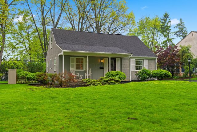 2425 Dorset Road, Upper Arlington, OH 43221