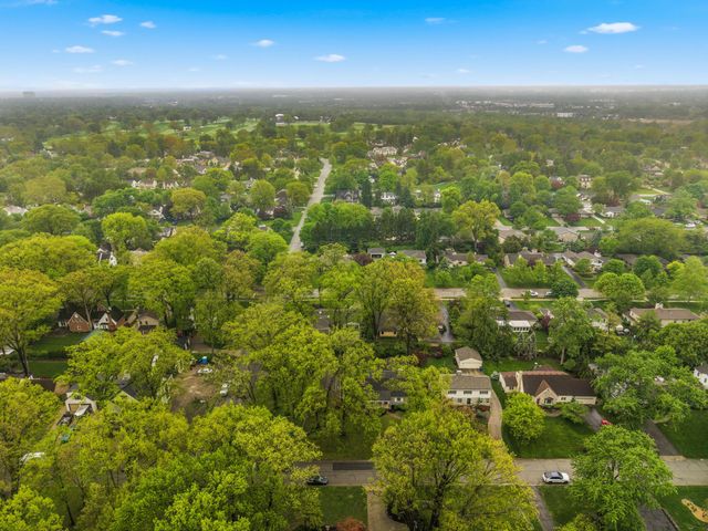 2425 Dorset Road, Upper Arlington, OH 43221